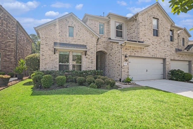 Property photo for 206 Liatris Court, Conroe, TX
