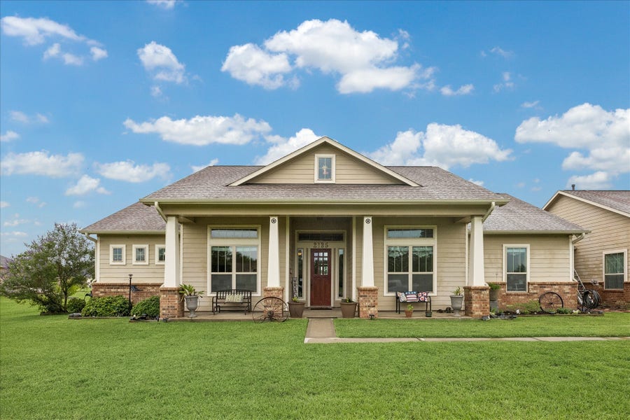 Property photo for 2135 Blue Jay Way, Pattison, TX