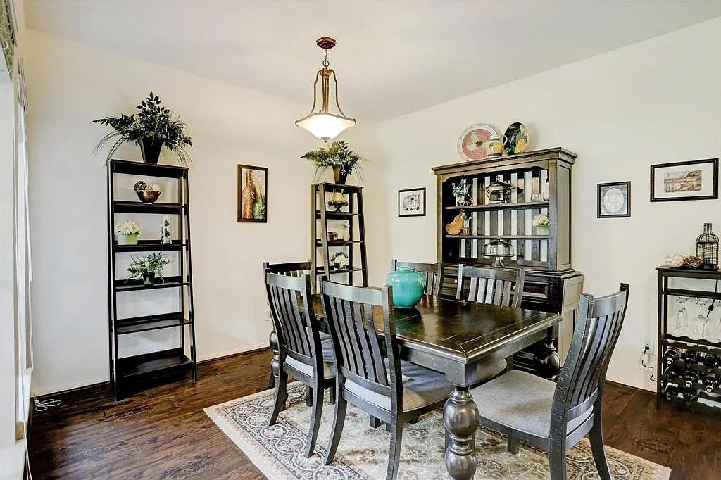 635 Presley Way, Sugar Land, TX 77479 635 Presley Way, Sugar Land, TX 77479