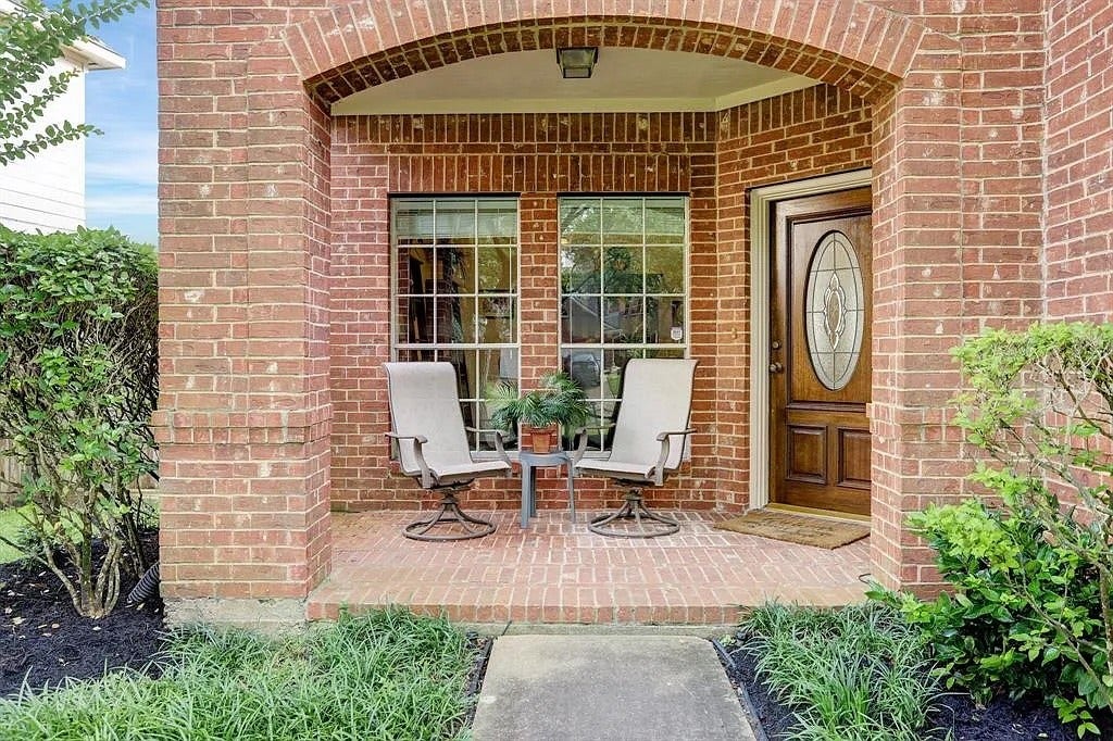 635 Presley Way, Sugar Land, TX 77479 635 Presley Way, Sugar Land, TX 77479