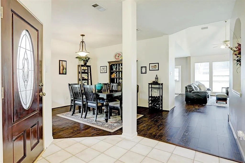 635 Presley Way, Sugar Land, TX 77479 635 Presley Way, Sugar Land, TX 77479