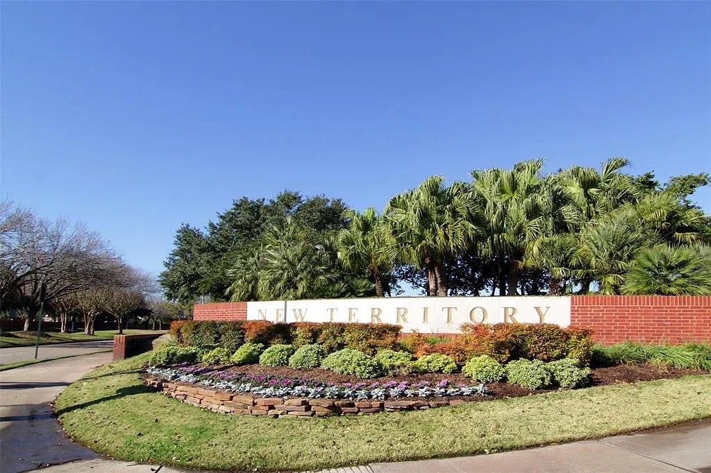 635 Presley Way, Sugar Land, TX 77479 635 Presley Way, Sugar Land, TX 77479