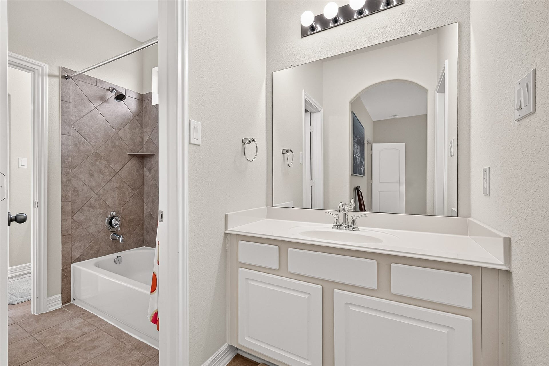 5703 Flagstone Pass Court, Sugar Land, TX 77479 5703 Flagstone Pass Court, Sugar Land, TX 77479