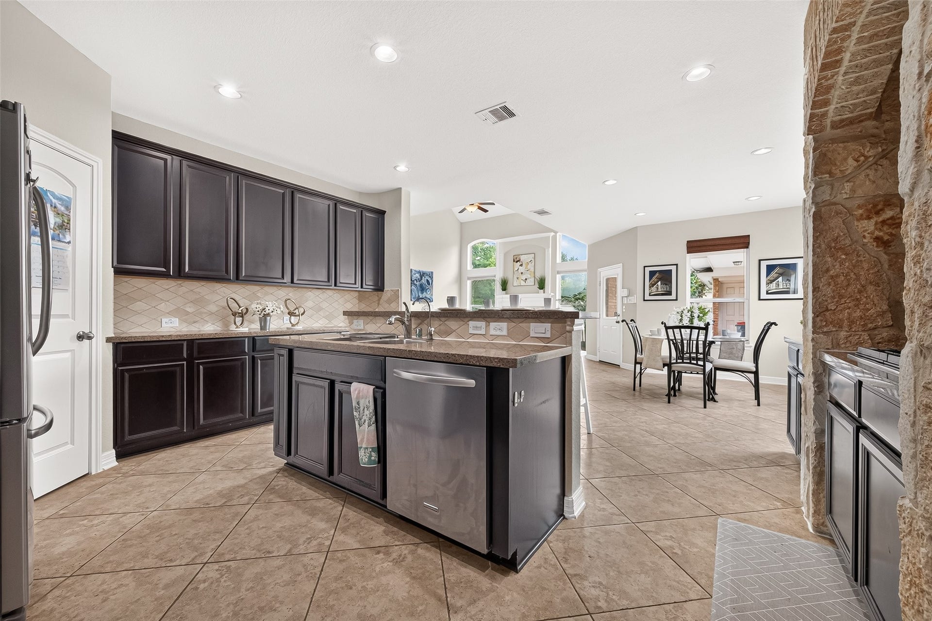 5703 Flagstone Pass Court, Sugar Land, TX 77479 5703 Flagstone Pass Court, Sugar Land, TX 77479