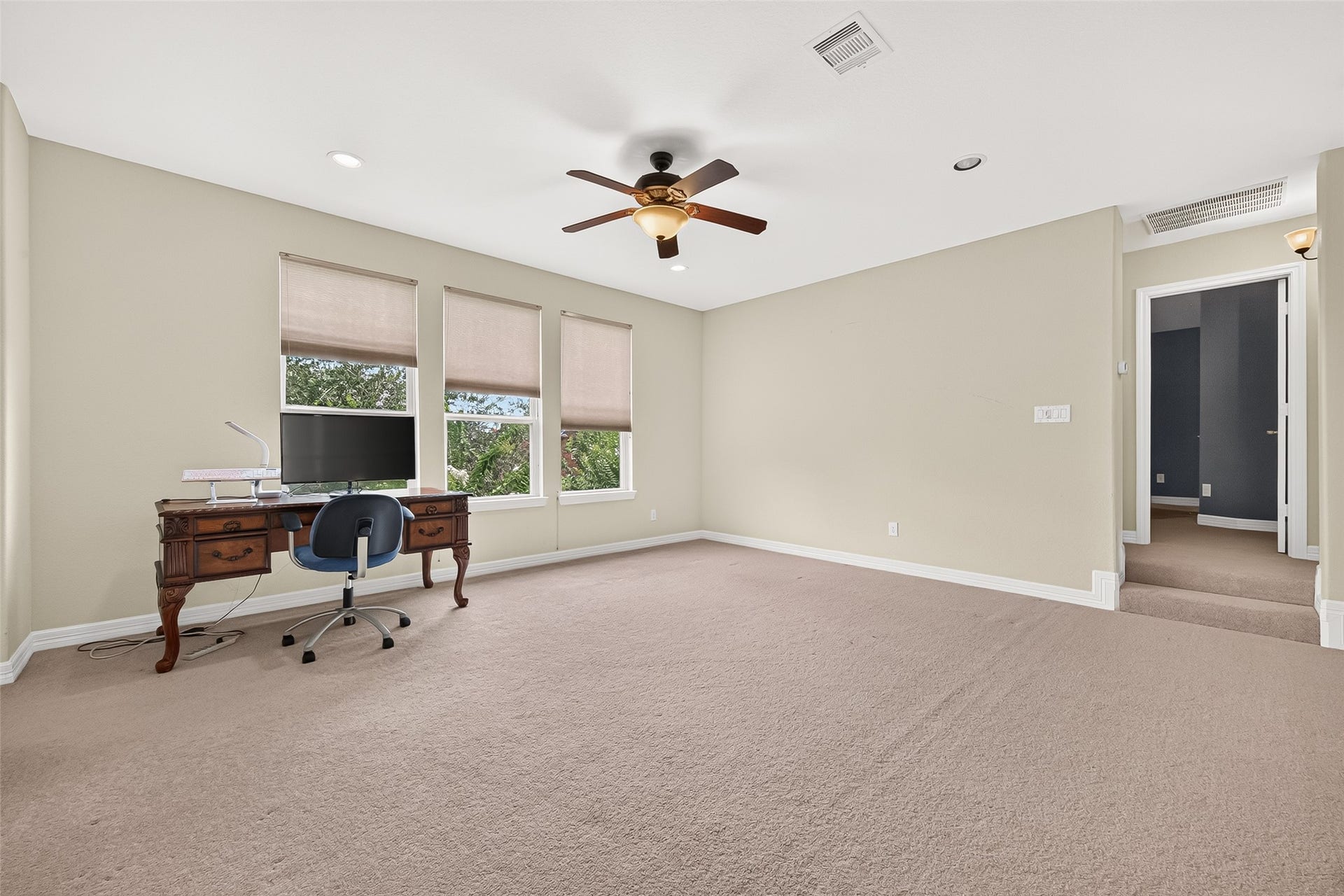 5703 Flagstone Pass Court, Sugar Land, TX 77479 5703 Flagstone Pass Court, Sugar Land, TX 77479