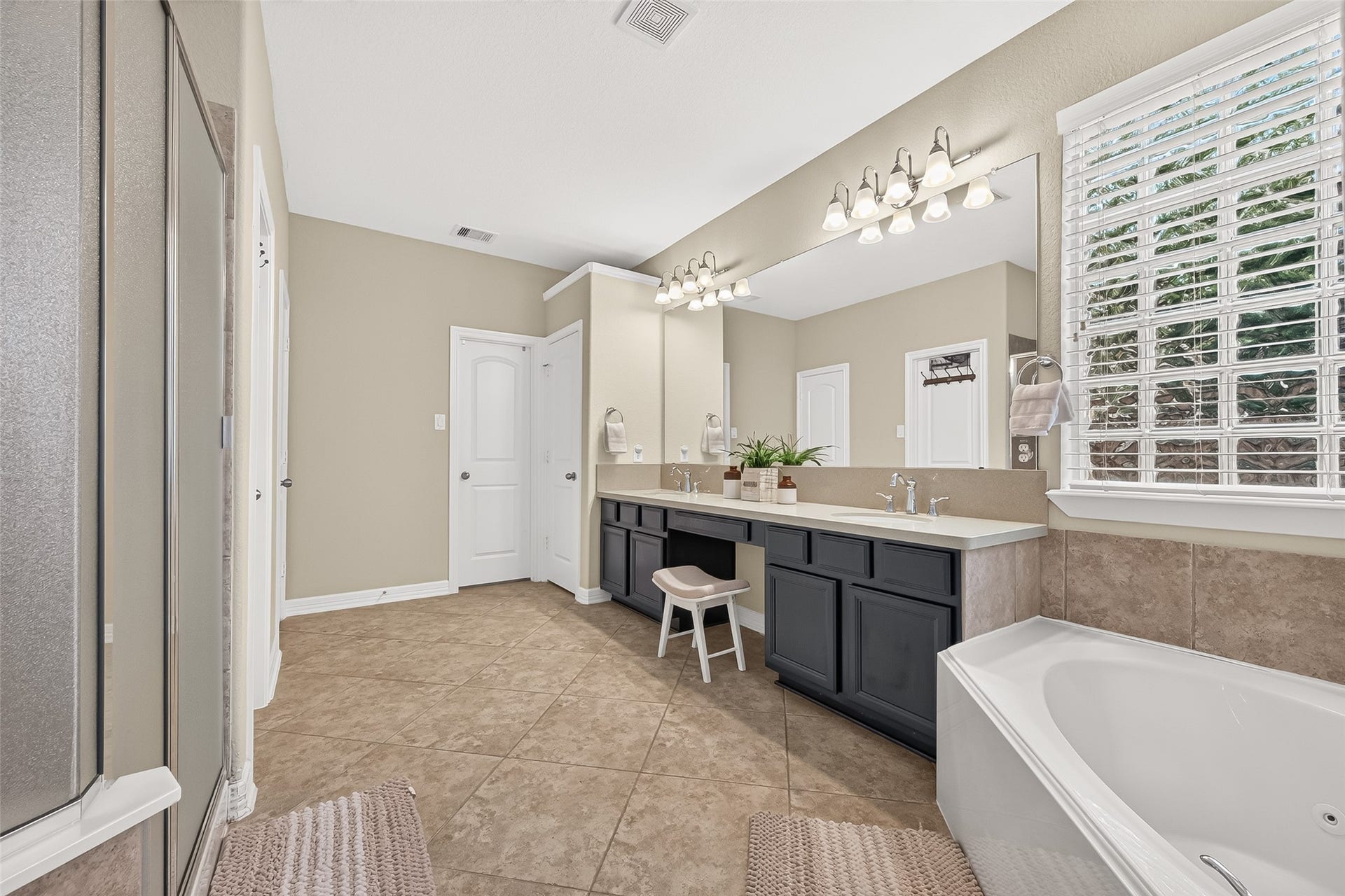5703 Flagstone Pass Court, Sugar Land, TX 77479 5703 Flagstone Pass Court, Sugar Land, TX 77479
