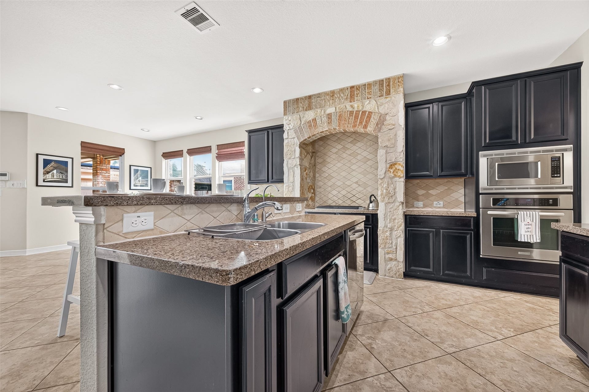 5703 Flagstone Pass Court, Sugar Land, TX 77479 5703 Flagstone Pass Court, Sugar Land, TX 77479