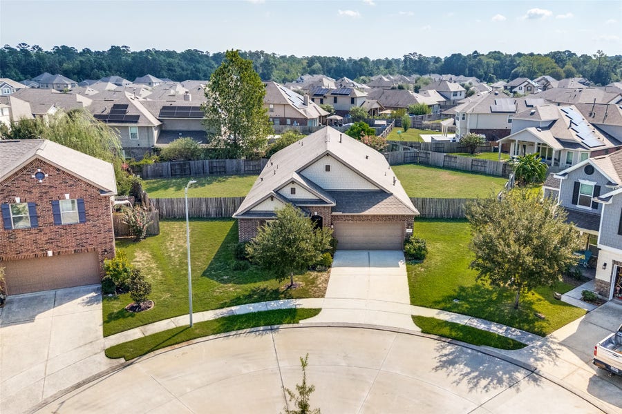 Property photo for 39415 Winding Pass Lane, Magnolia, TX