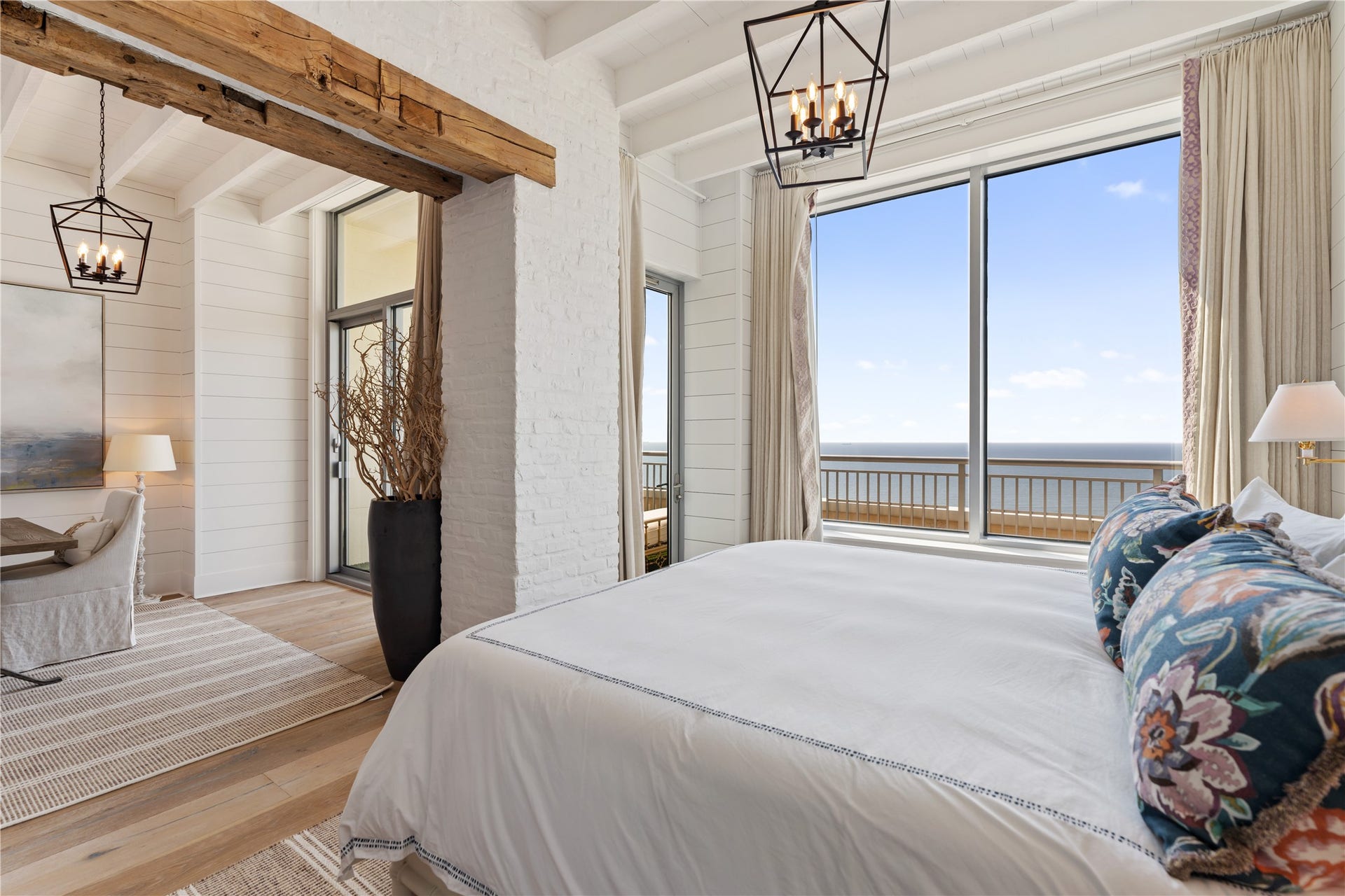 801 E Beach Drive, #TW2606, Galveston, TX 77550 801 E Beach Drive, #TW2606, Galveston, TX 77550