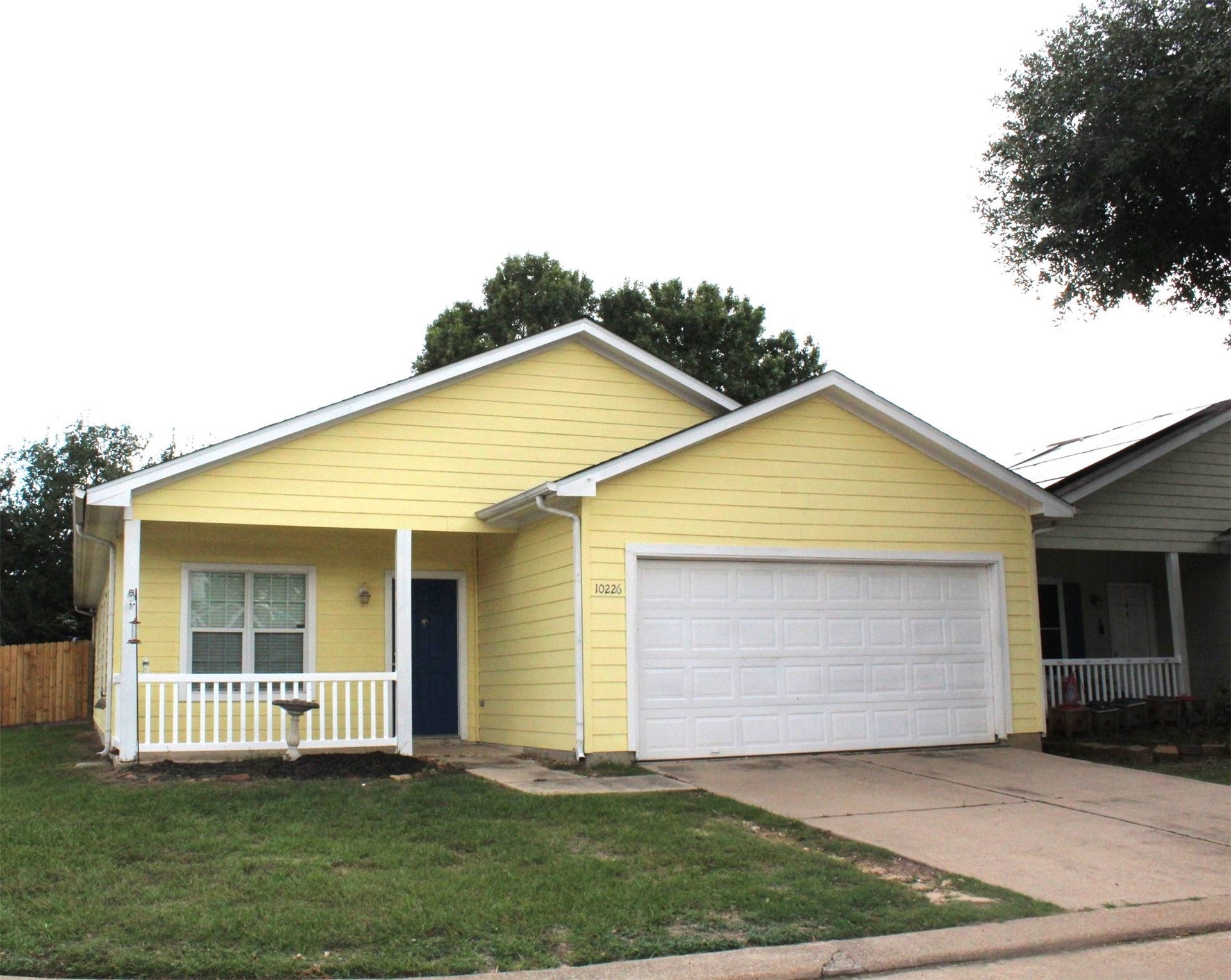 10226 Checkerberry Park Lane, Tomball, TX 77375 Cutte 2/2 cottage with corner lot