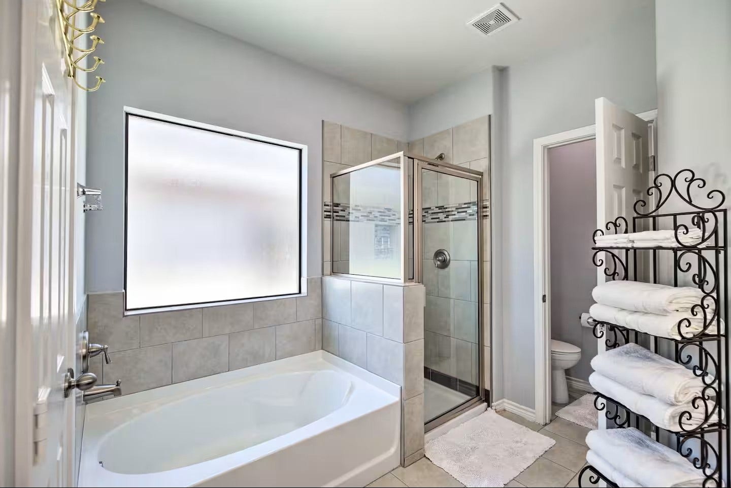 4211 New Orleans Street, Houston, TX 77020 4211 New Orleans Street, Houston, TX 77020