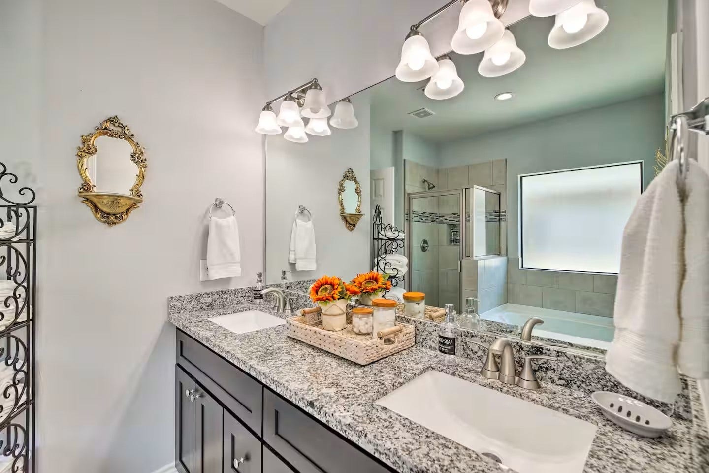 4211 New Orleans Street, Houston, TX 77020 4211 New Orleans Street, Houston, TX 77020