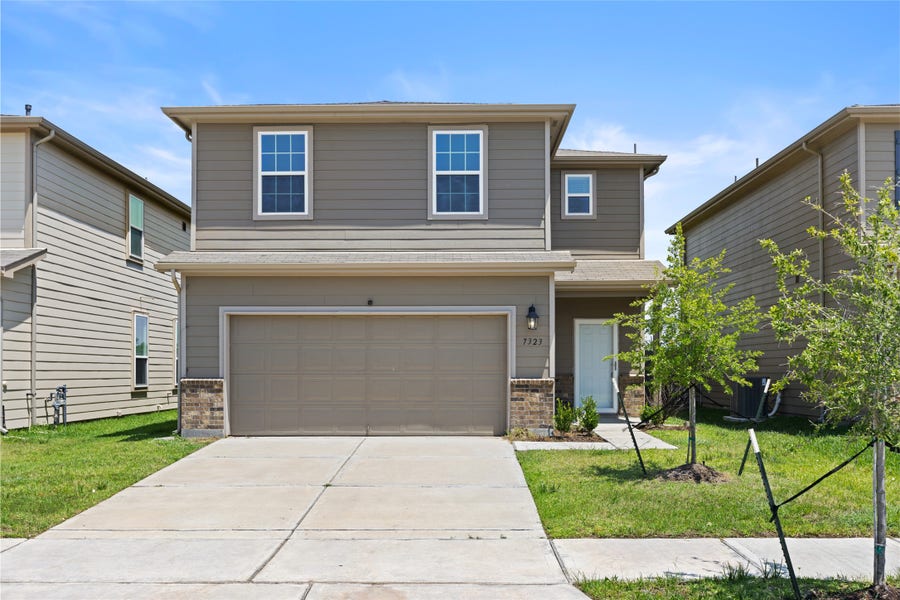 Property photo for 7323 Heath Knoll Lane, Houston, TX