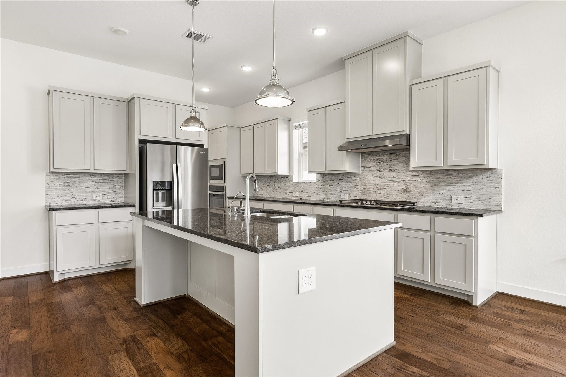 6 Clearview Terrace Place, Tomball, TX 77375 6 Clearview Terrace Place, Tomball, TX 77375