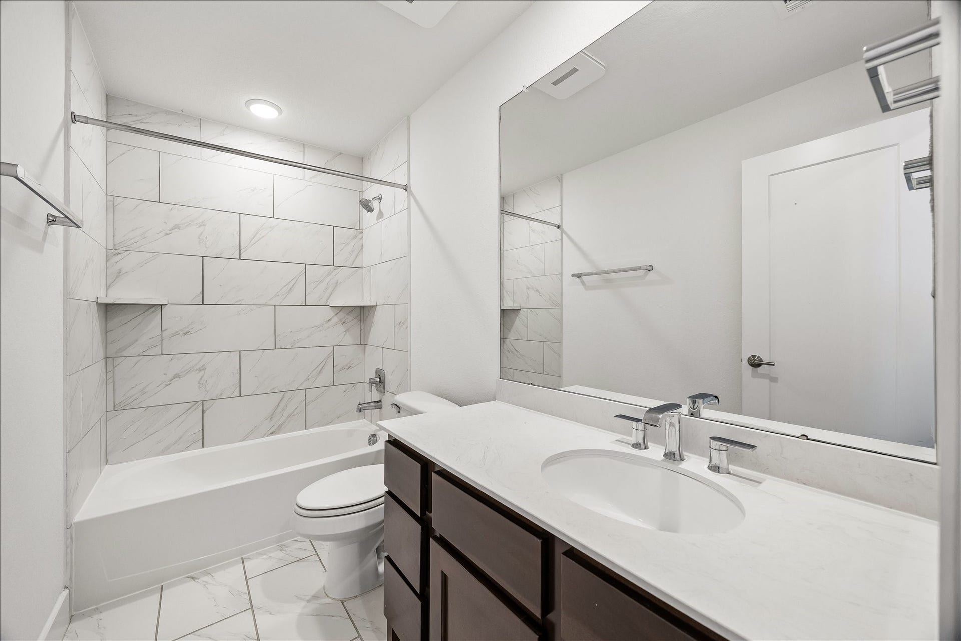 6 Clearview Terrace Place, Tomball, TX 77375 6 Clearview Terrace Place, Tomball, TX 77375