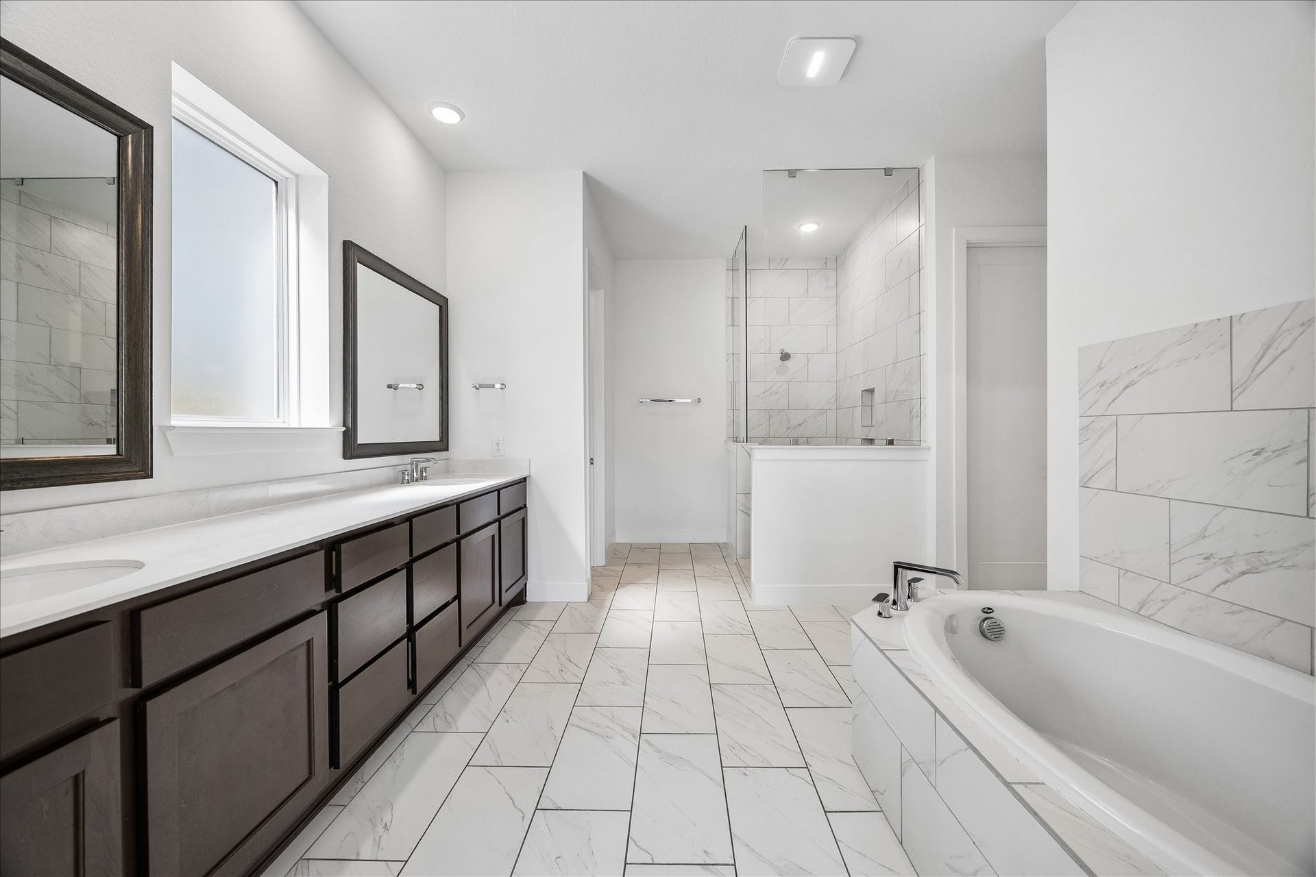 6 Clearview Terrace Place, Tomball, TX 77375 6 Clearview Terrace Place, Tomball, TX 77375