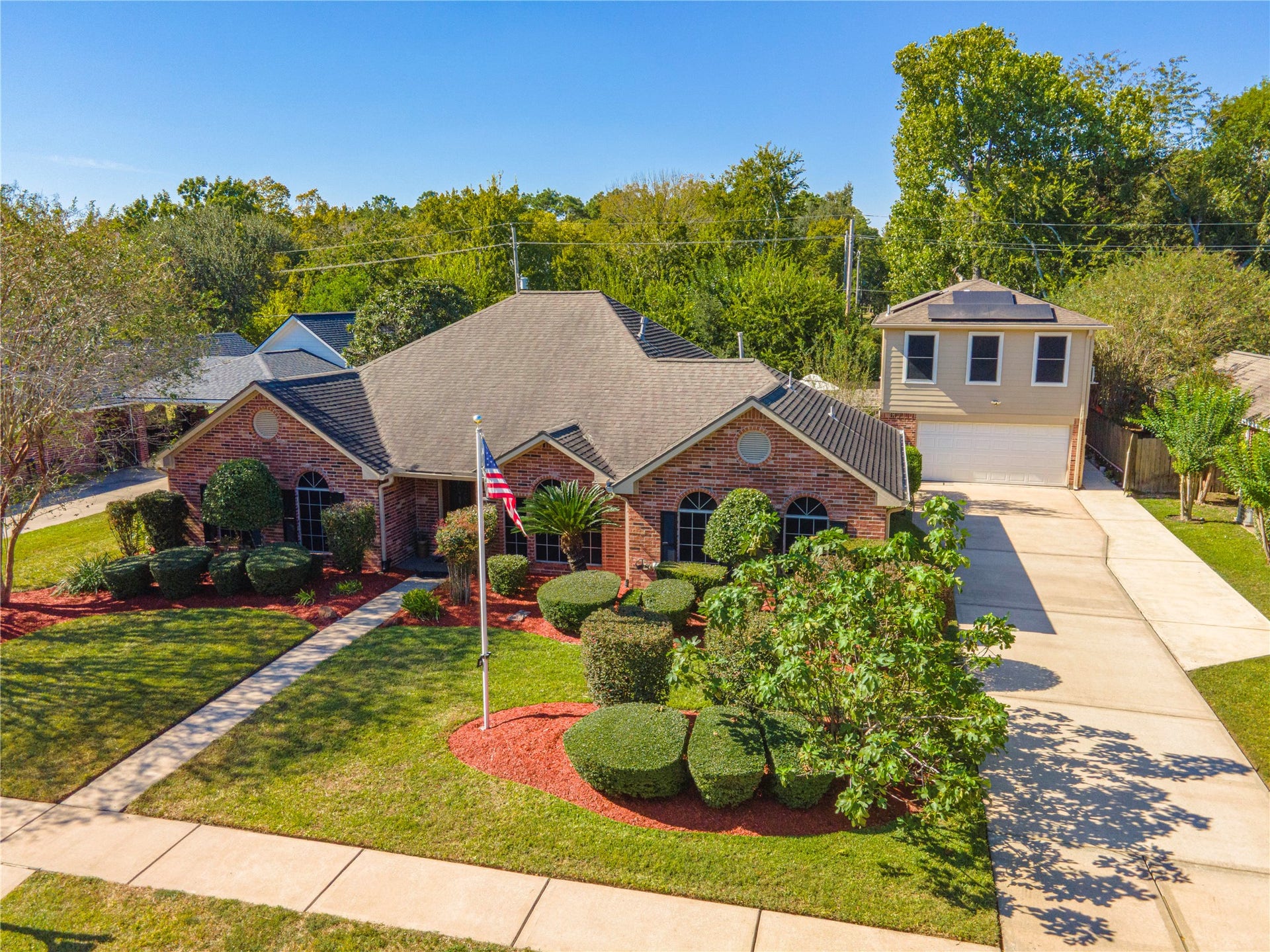 505 Twin Pines Drive, Friendswood, TX 77546 505 Twin Pines Drive, Friendswood, TX 77546