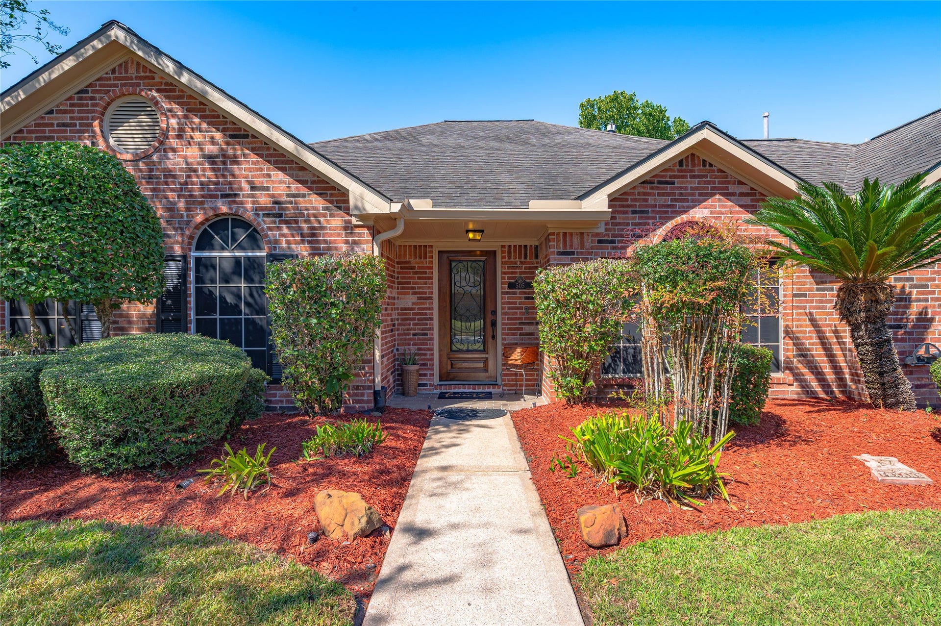 505 Twin Pines Drive, Friendswood, TX 77546 505 Twin Pines Drive, Friendswood, TX 77546
