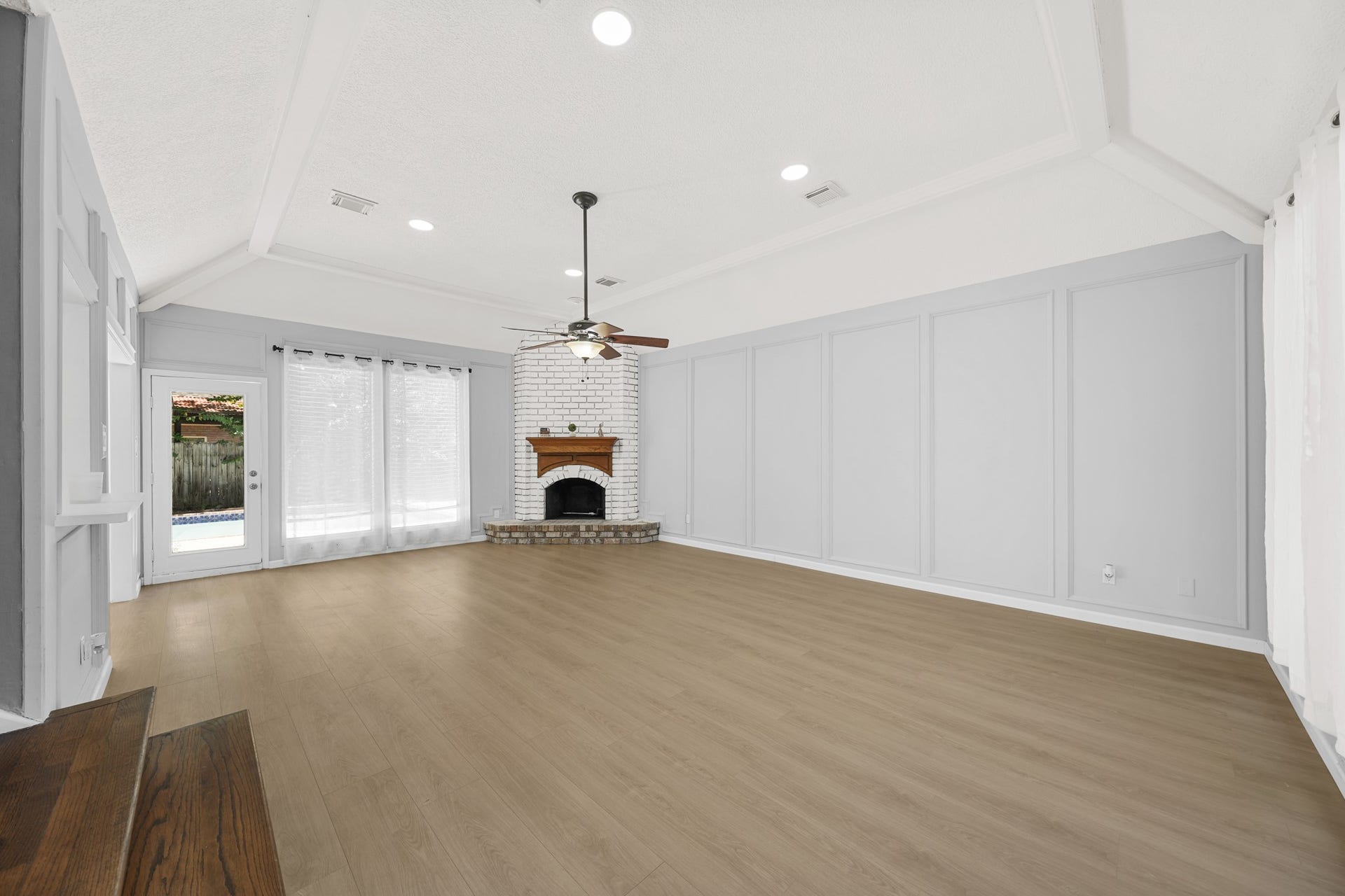 15110 Walters Road, Houston, TX 77068 15110 Walters Road, Houston, TX 77068