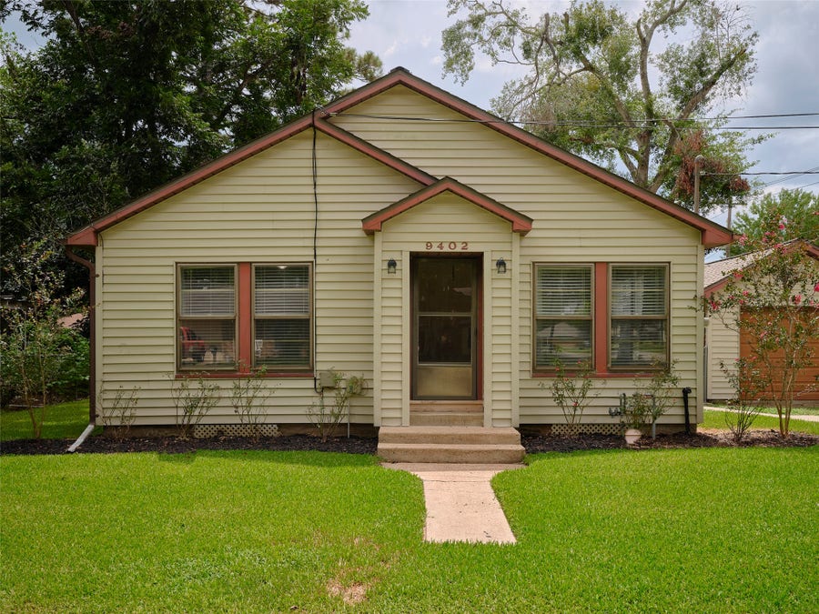 Property photo for 9402 Line Street, Needville, TX