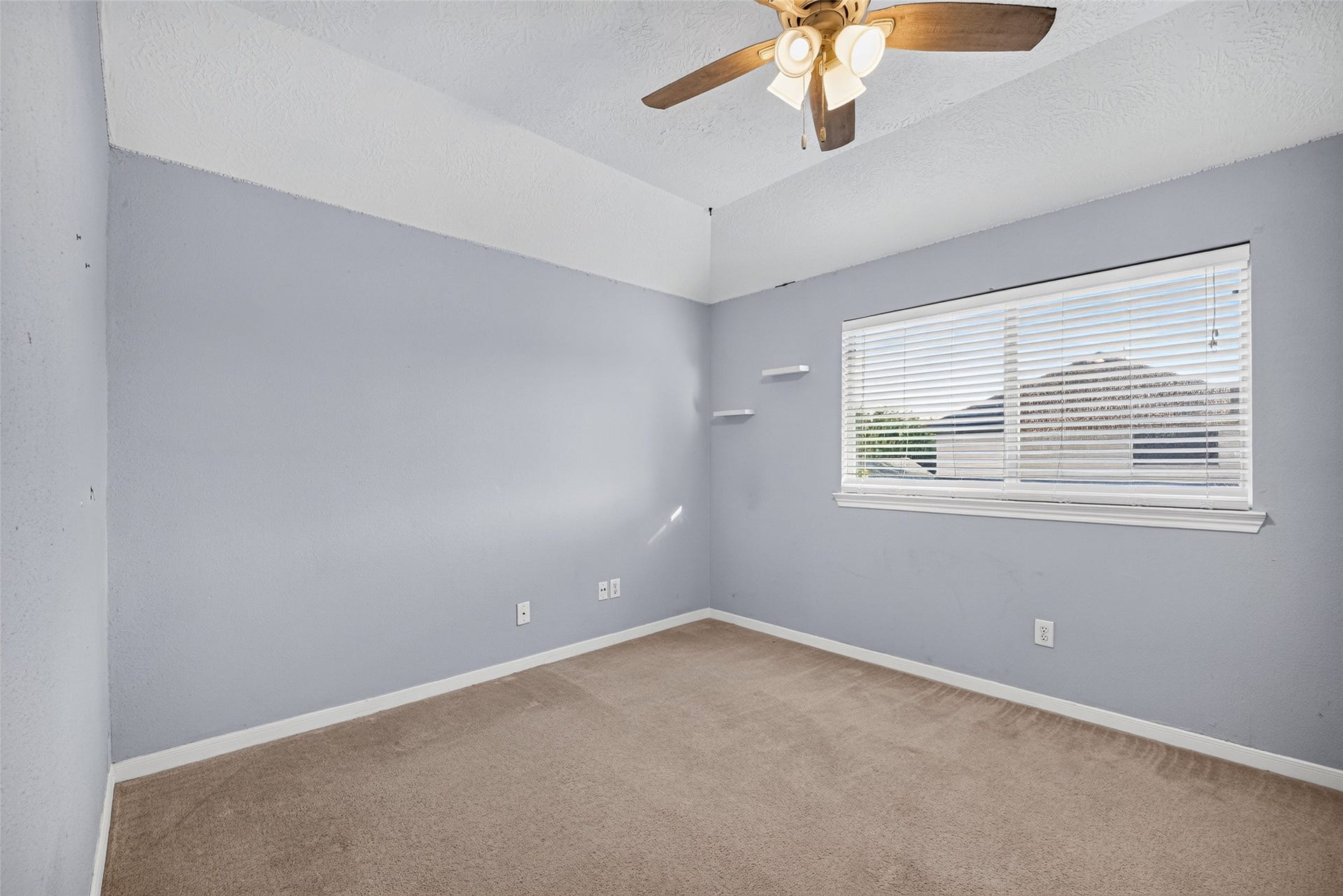 113 Erin Court, La Porte, TX 77571 Bright flex room imagine it as a nursery, studio, or gym.