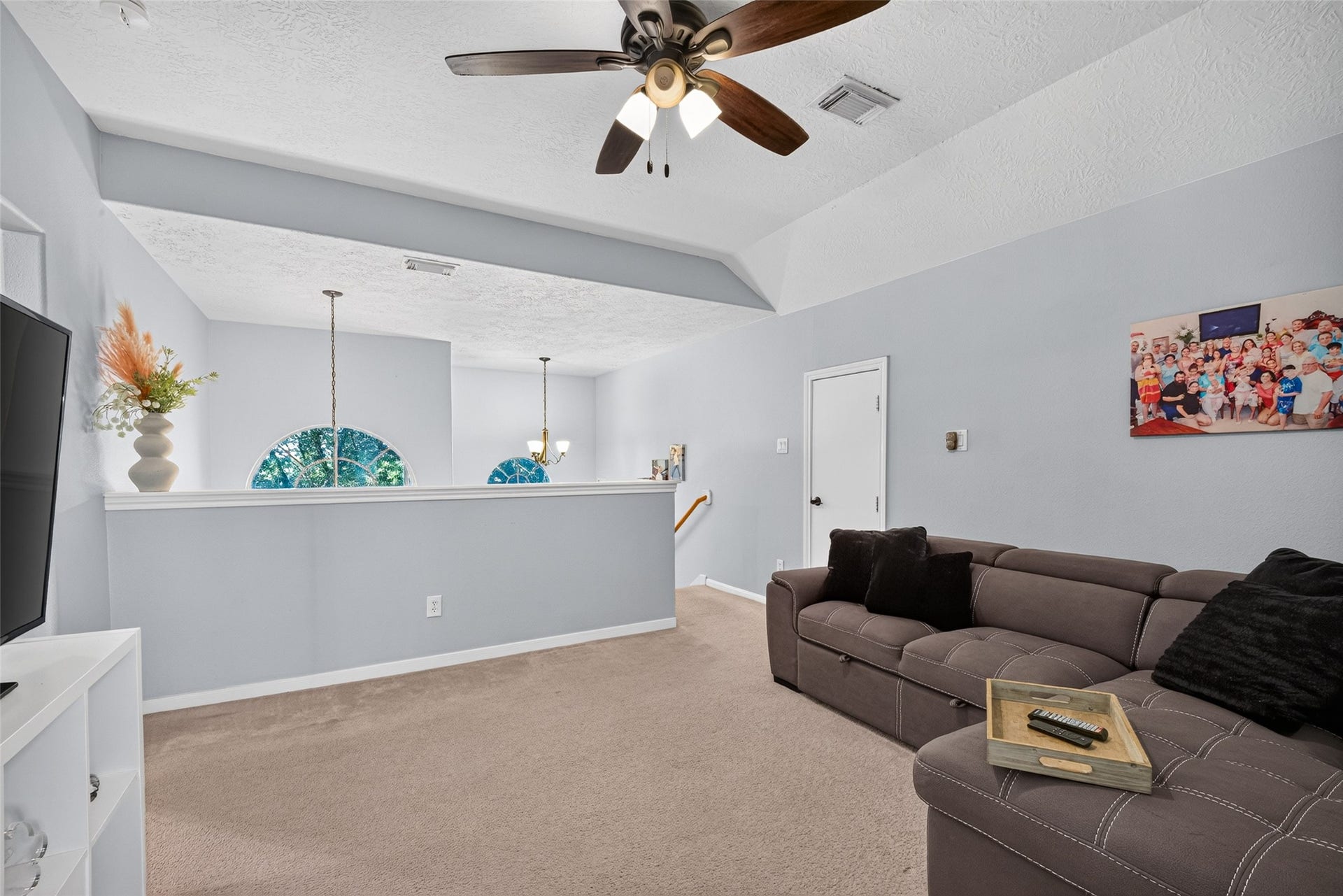 113 Erin Court, La Porte, TX 77571 Comfortable game room to make it your own.