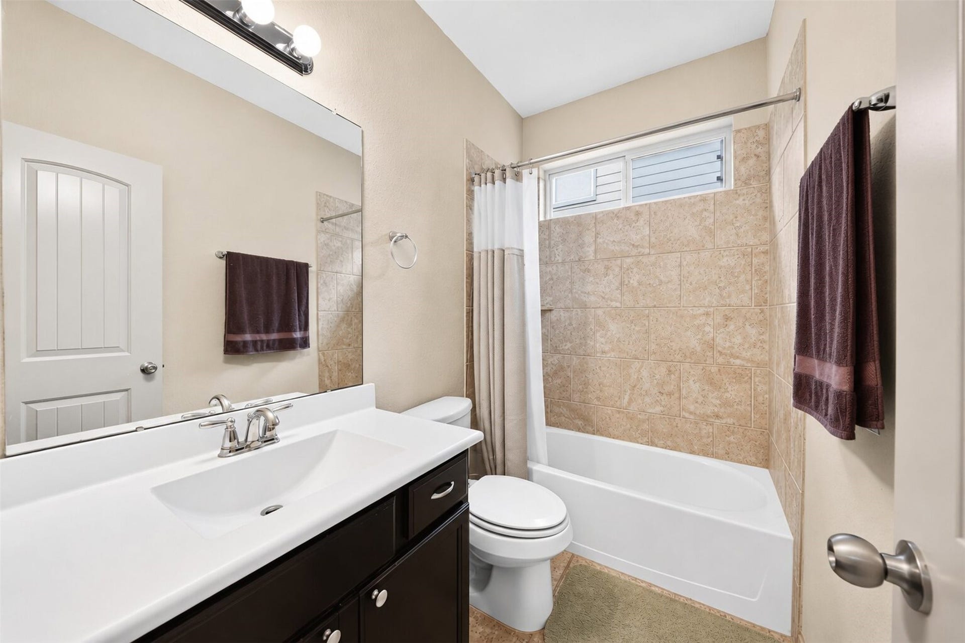 2nd Bathroom on 1st floor.