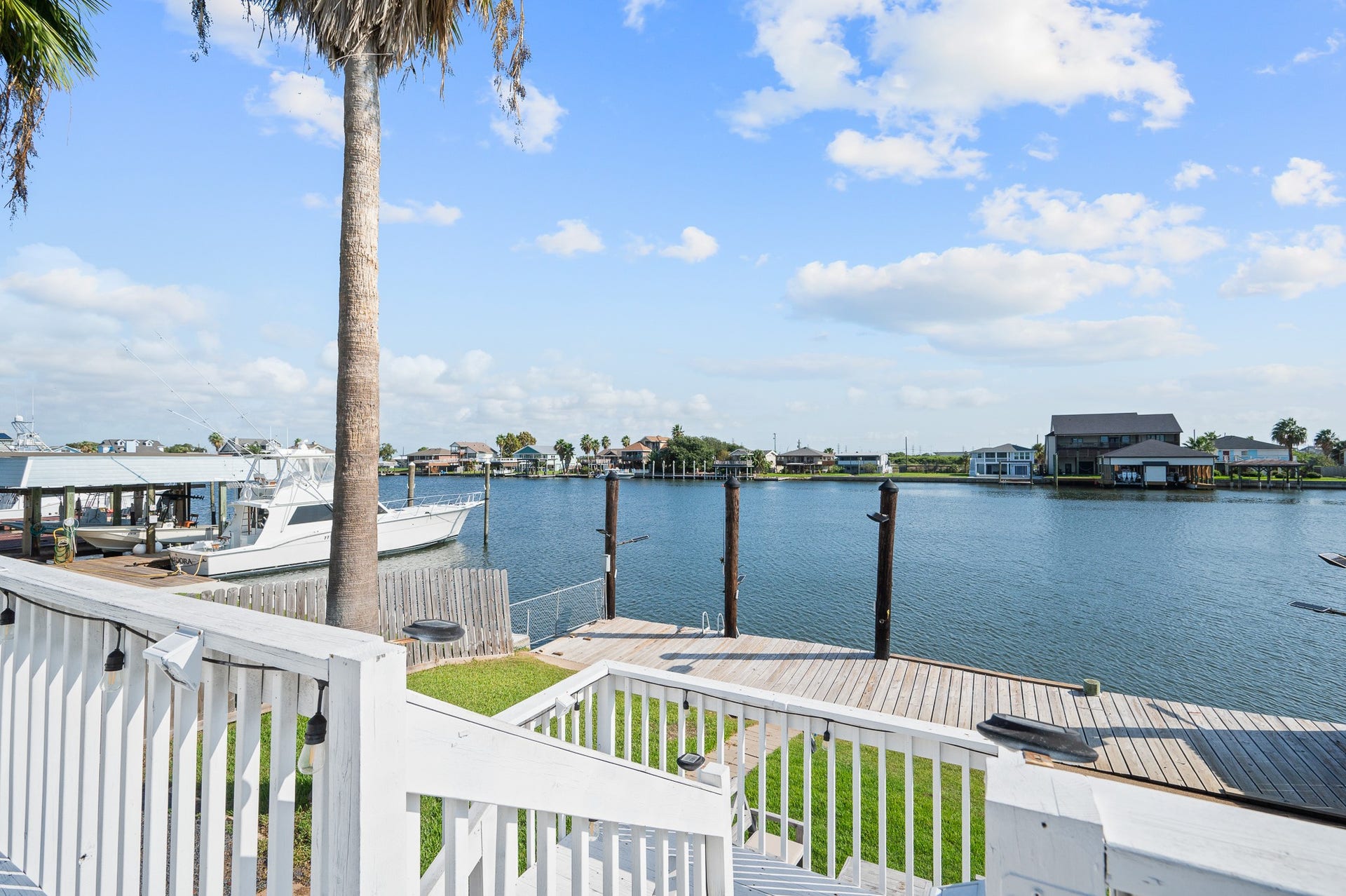 906 91st Street, Galveston, TX 77554 906 91st Street, Galveston, TX 77554