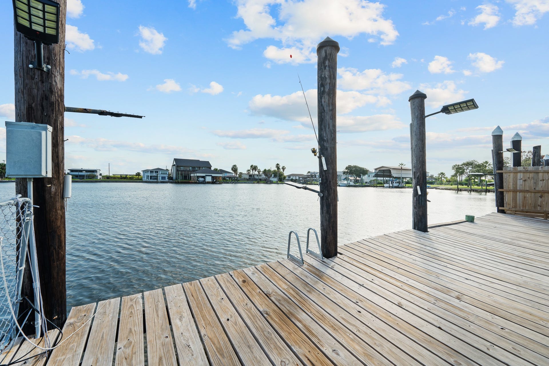 906 91st Street, Galveston, TX 77554 906 91st Street, Galveston, TX 77554