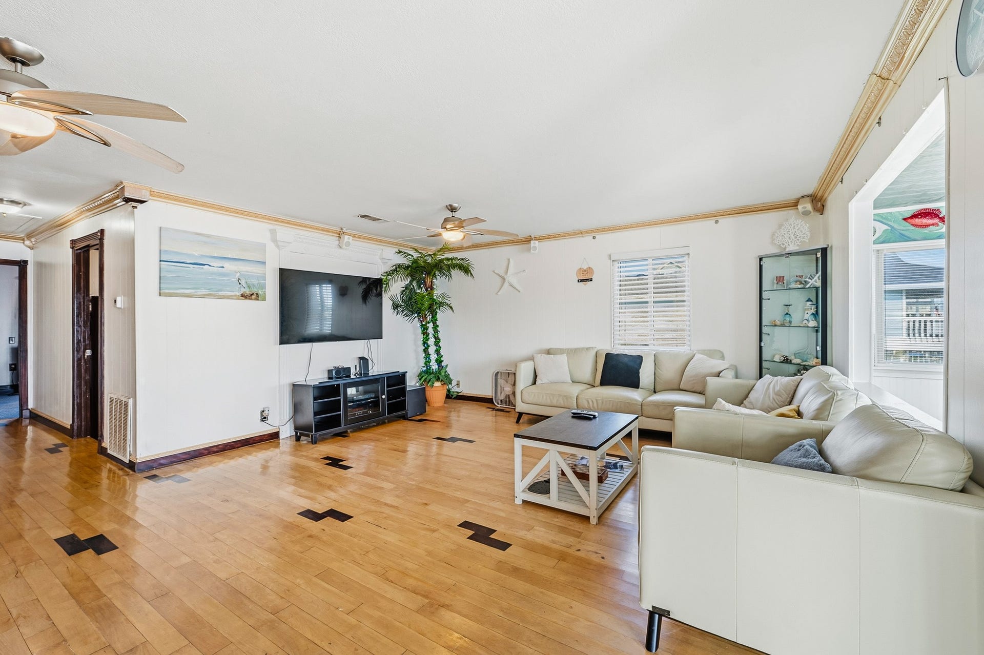 906 91st Street, Galveston, TX 77554 906 91st Street, Galveston, TX 77554
