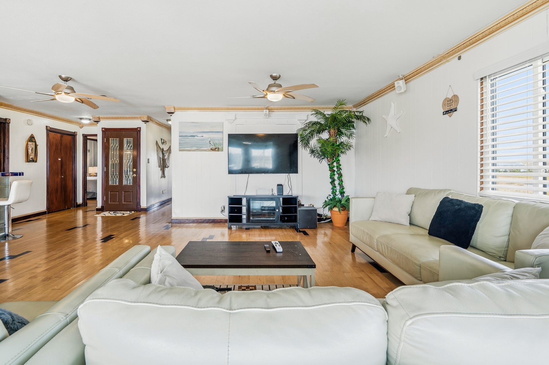906 91st Street, Galveston, TX 77554 906 91st Street, Galveston, TX 77554