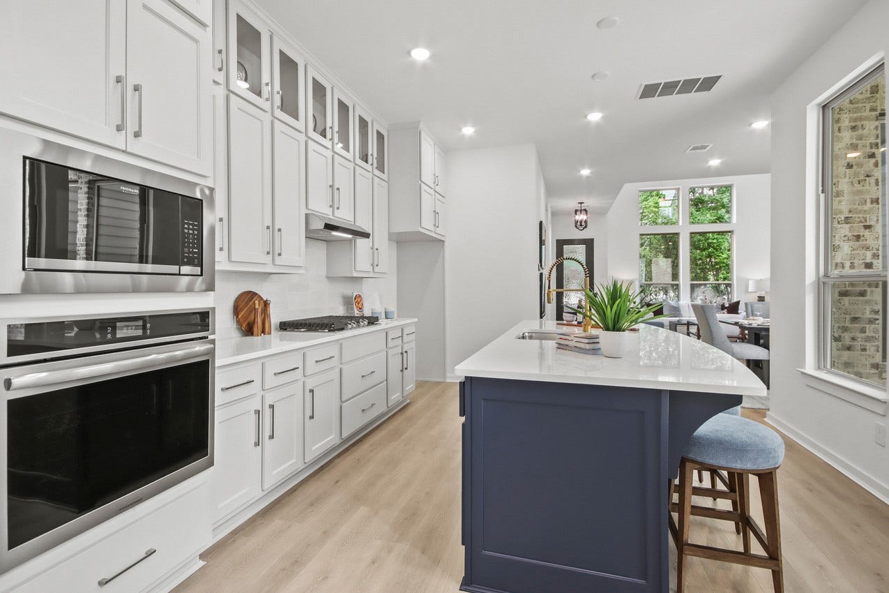 413 Meadows Peak Lane, Montgomery, TX 77316 Kitchen