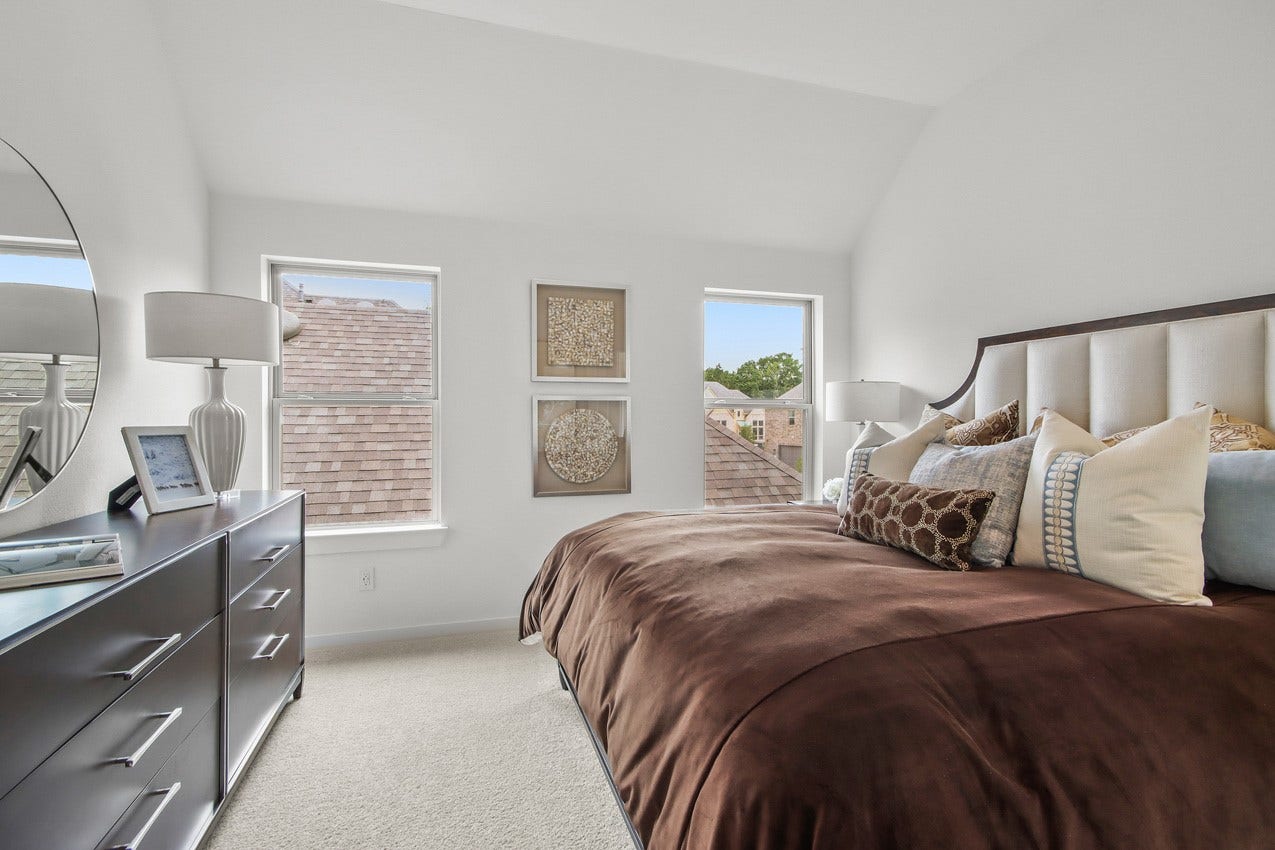 413 Meadows Peak Lane, Montgomery, TX 77316 Primary bedroom
