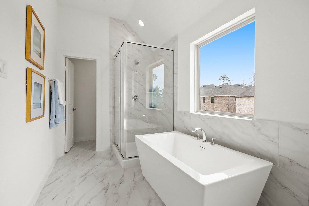 413 Meadows Peak Lane, Montgomery, TX 77316 Primary bathroom
