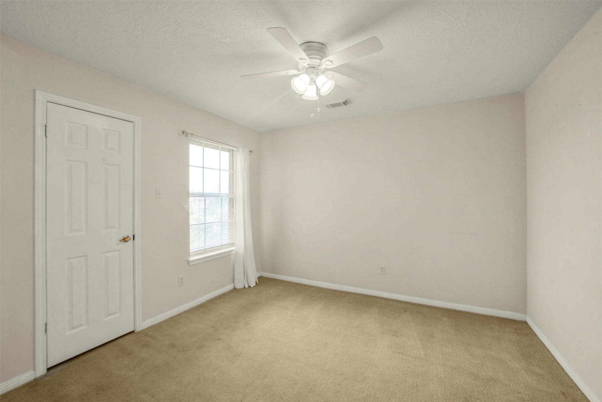 126 Shadow Wood Drive, Sugar Land, TX 77498 126 Shadow Wood Drive, Sugar Land, TX 77498