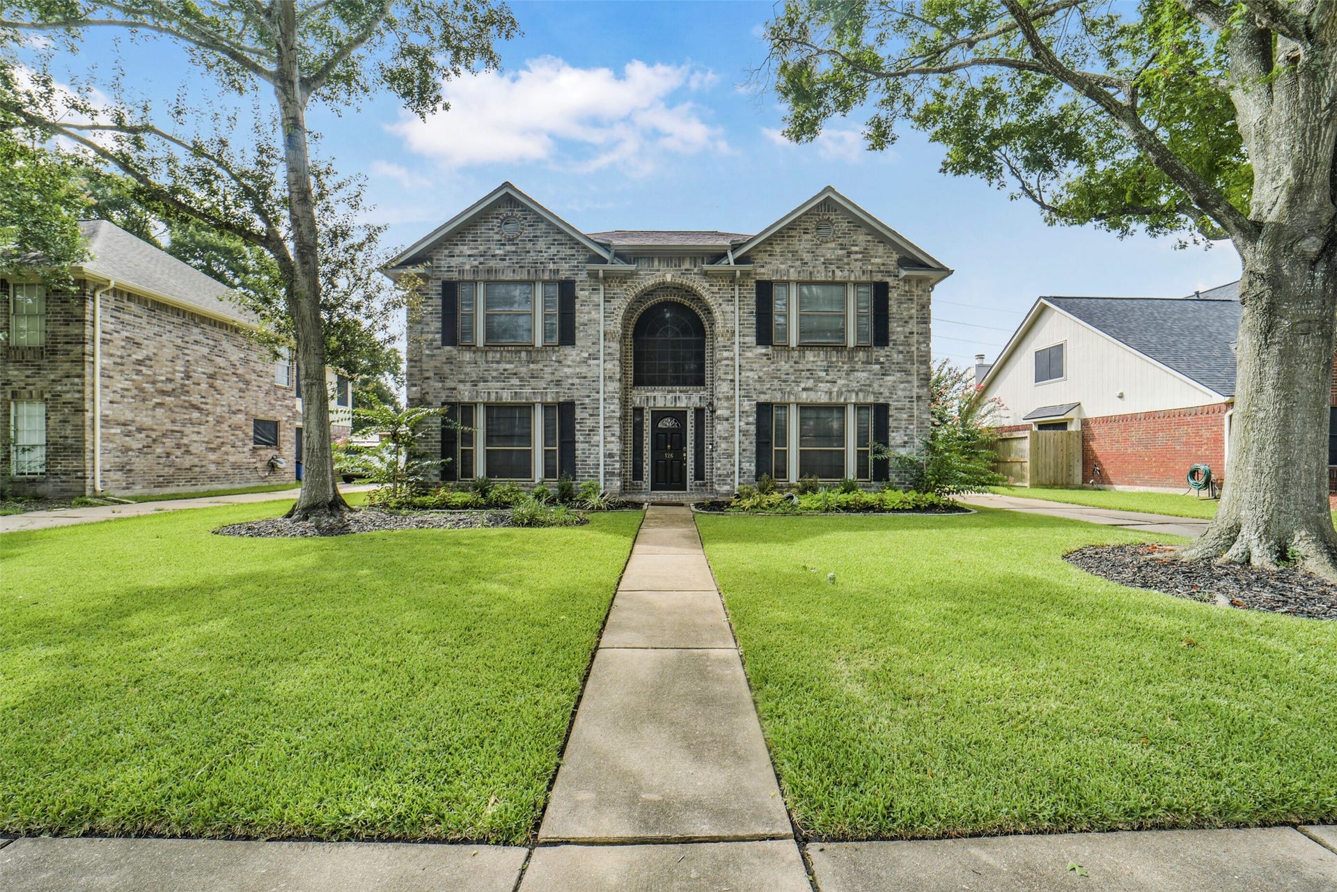 126 Shadow Wood Drive, Sugar Land, TX 77498 126 Shadow Wood Drive, Sugar Land, TX 77498