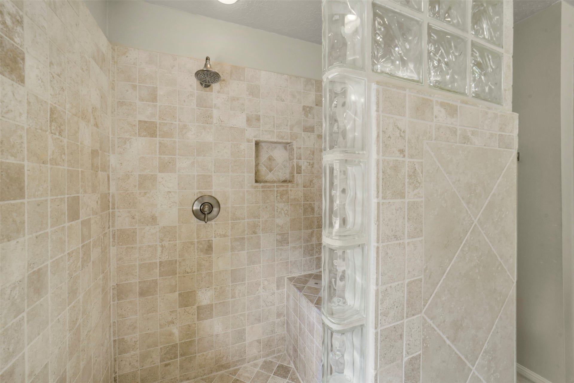 126 Shadow Wood Drive, Sugar Land, TX 77498 126 Shadow Wood Drive, Sugar Land, TX 77498