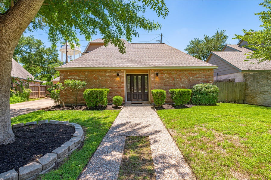 Property photo for 911 Montview Drive, Katy, TX