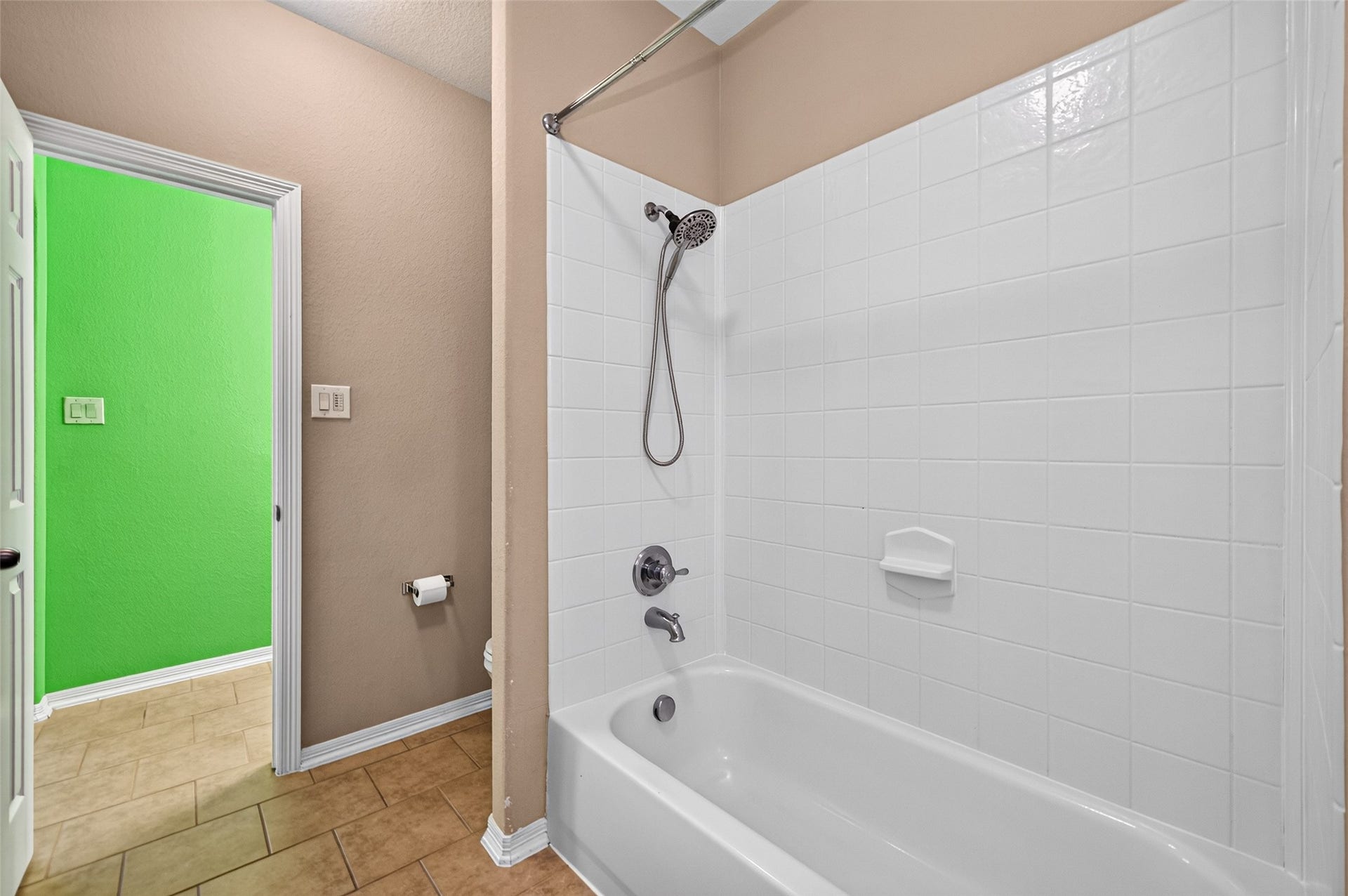 6118 Southwell Lane, League City, TX 77573 6118 Southwell Lane, League City, TX 77573