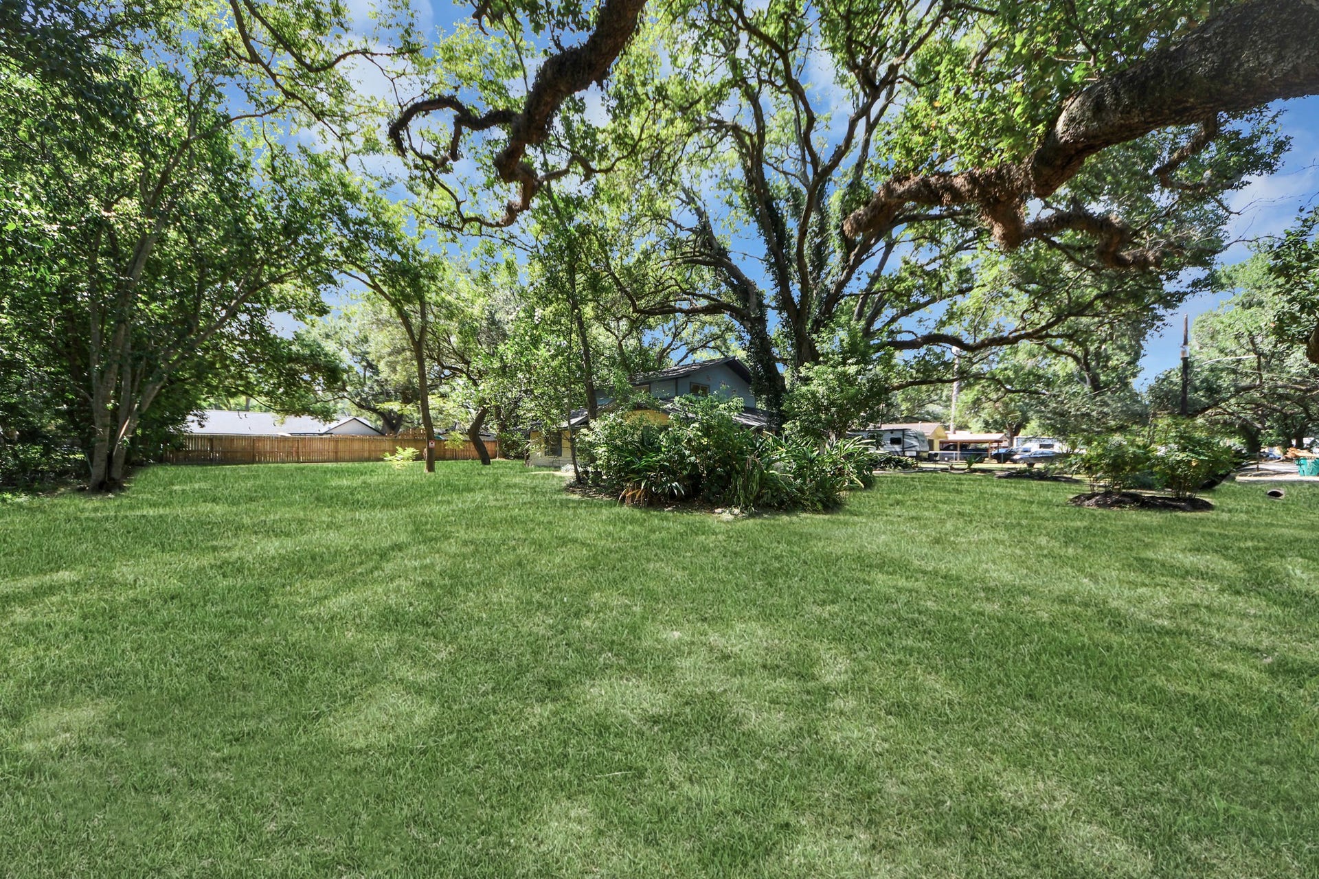215 Hardy Street, Bacliff, TX 77518 215 Hardy Street, Bacliff, TX 77518