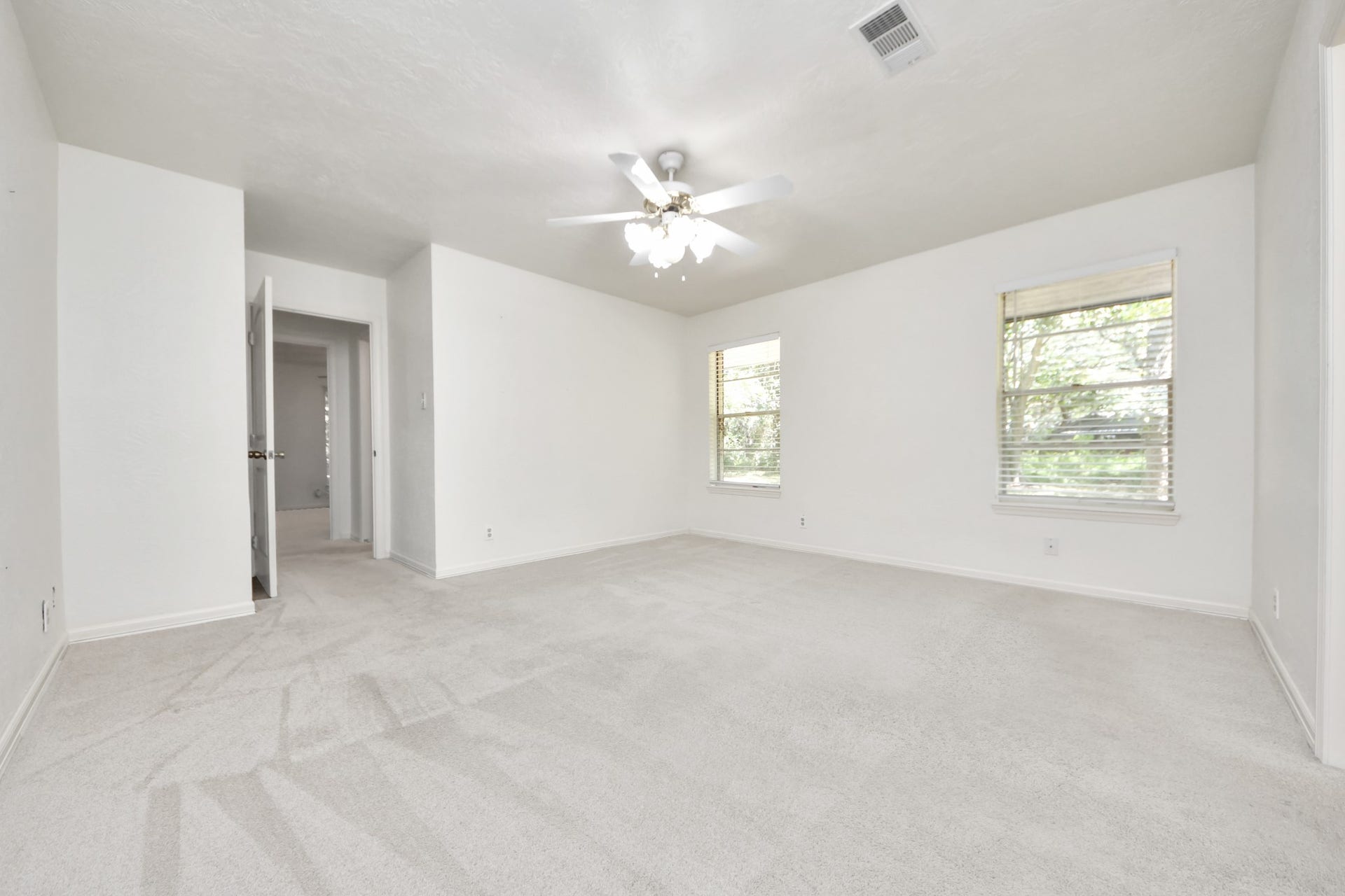 215 Hardy Street, Bacliff, TX 77518 215 Hardy Street, Bacliff, TX 77518