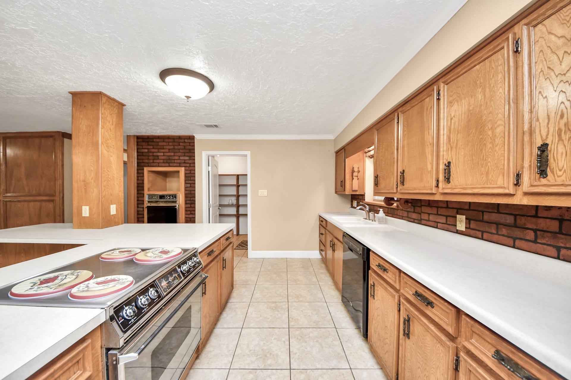 215 Hardy Street, Bacliff, TX 77518 215 Hardy Street, Bacliff, TX 77518