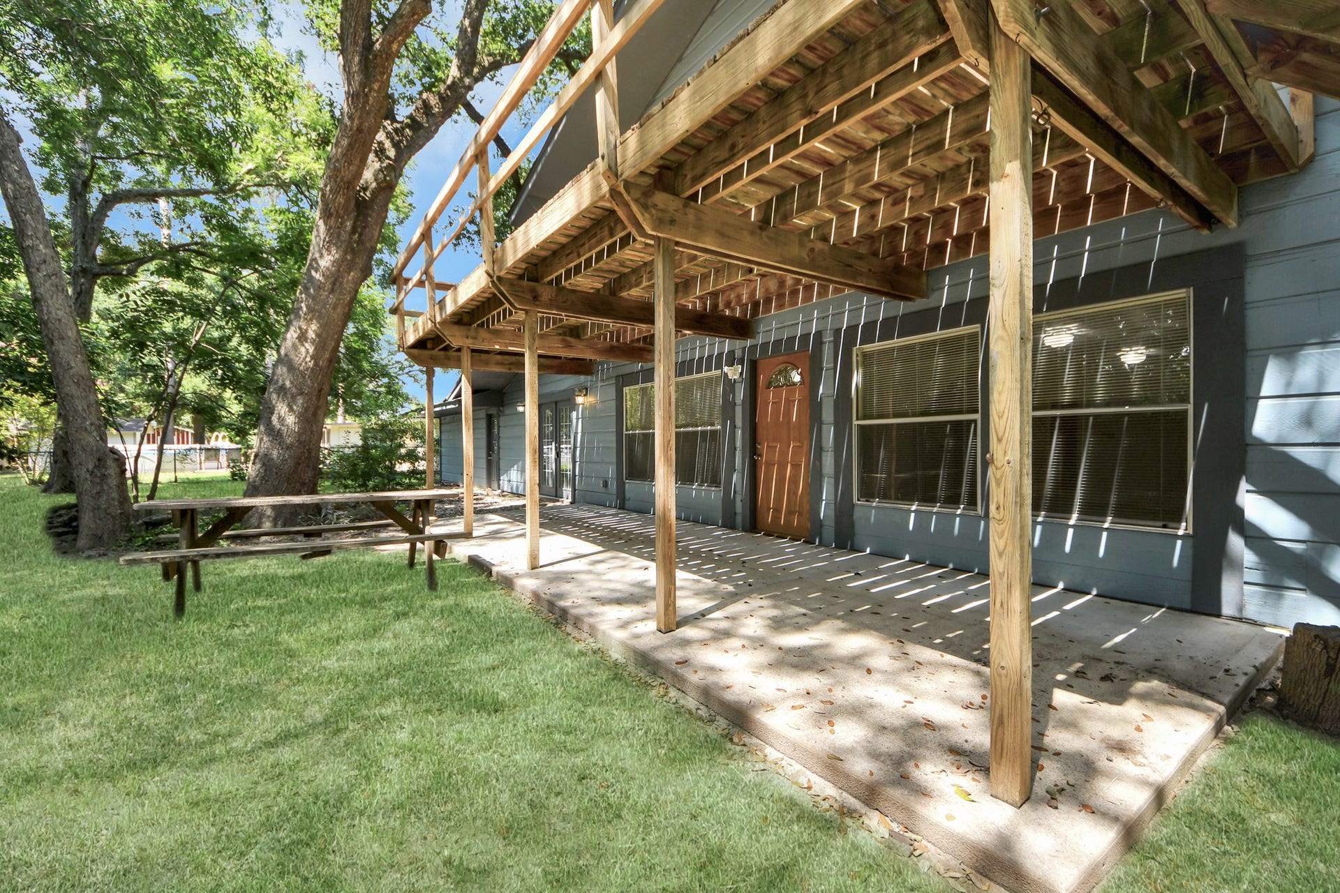 215 Hardy Street, Bacliff, TX 77518 215 Hardy Street, Bacliff, TX 77518