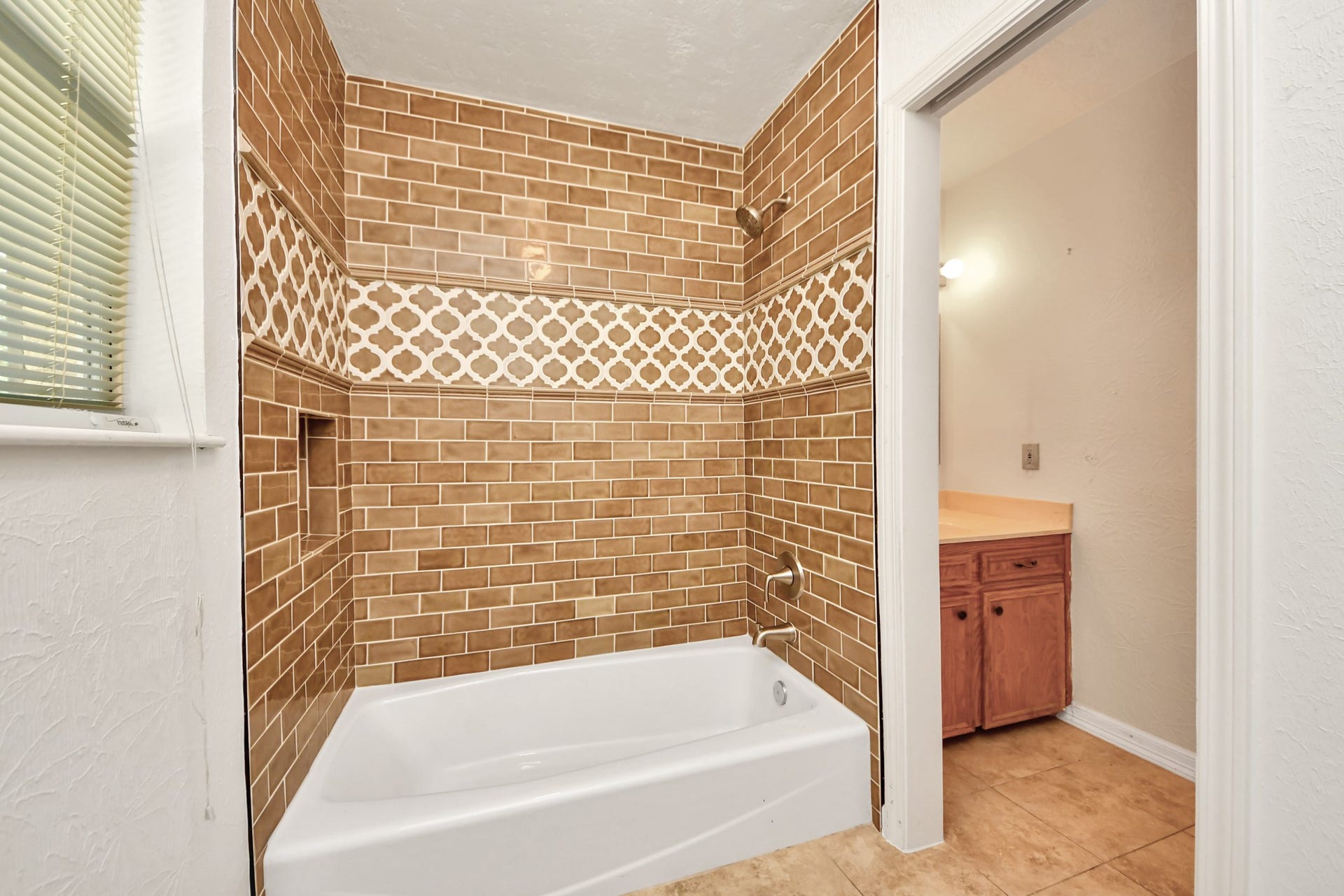 215 Hardy Street, Bacliff, TX 77518 215 Hardy Street, Bacliff, TX 77518