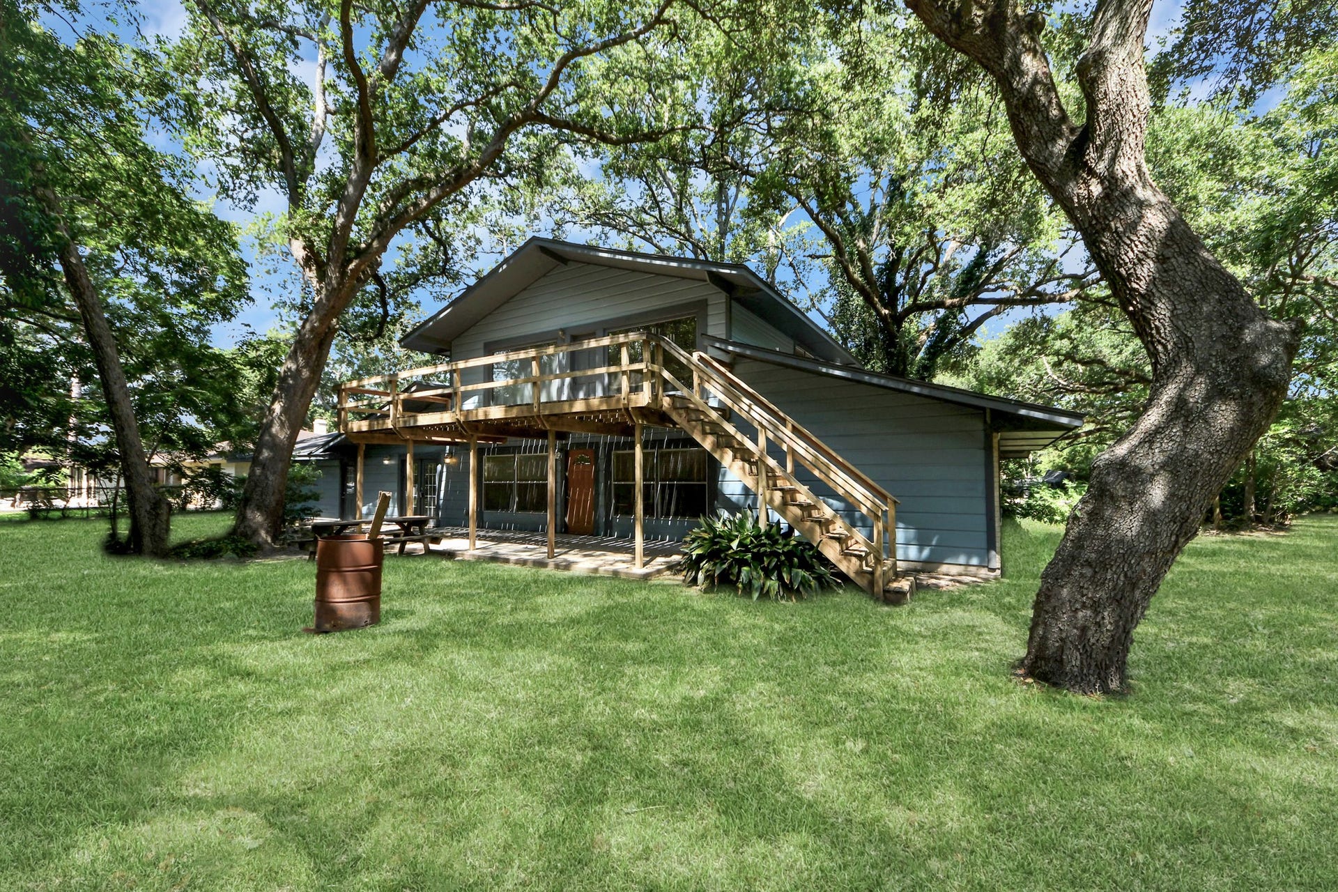 215 Hardy Street, Bacliff, TX 77518 215 Hardy Street, Bacliff, TX 77518