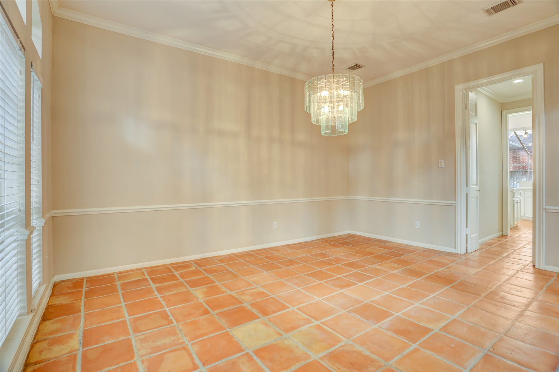 45 Ambleside Crescent Drive, Sugar Land, TX 77479