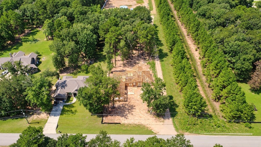 Property photo for 17210 Pecos Drive, Splendora, TX
