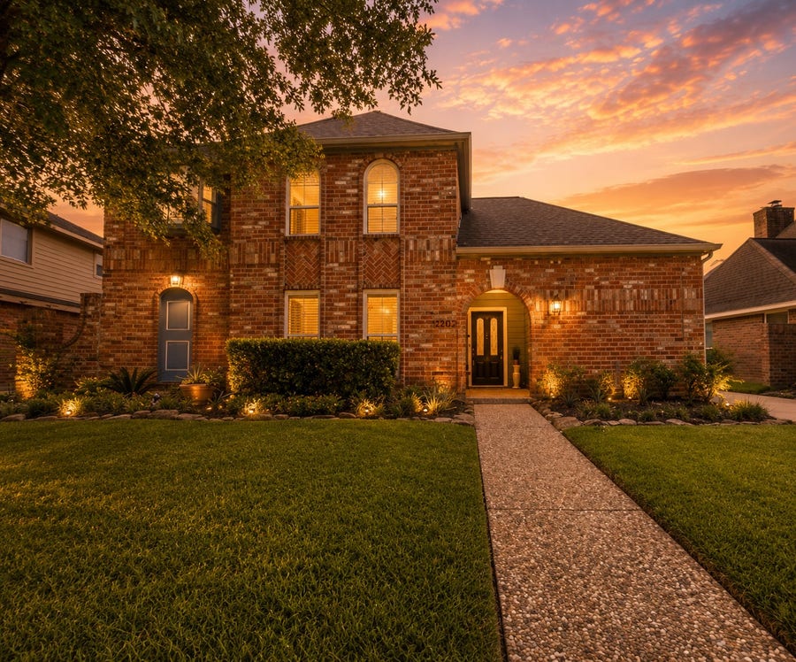 Property photo for 12511 Meadow Lake Drive, Houston, TX
