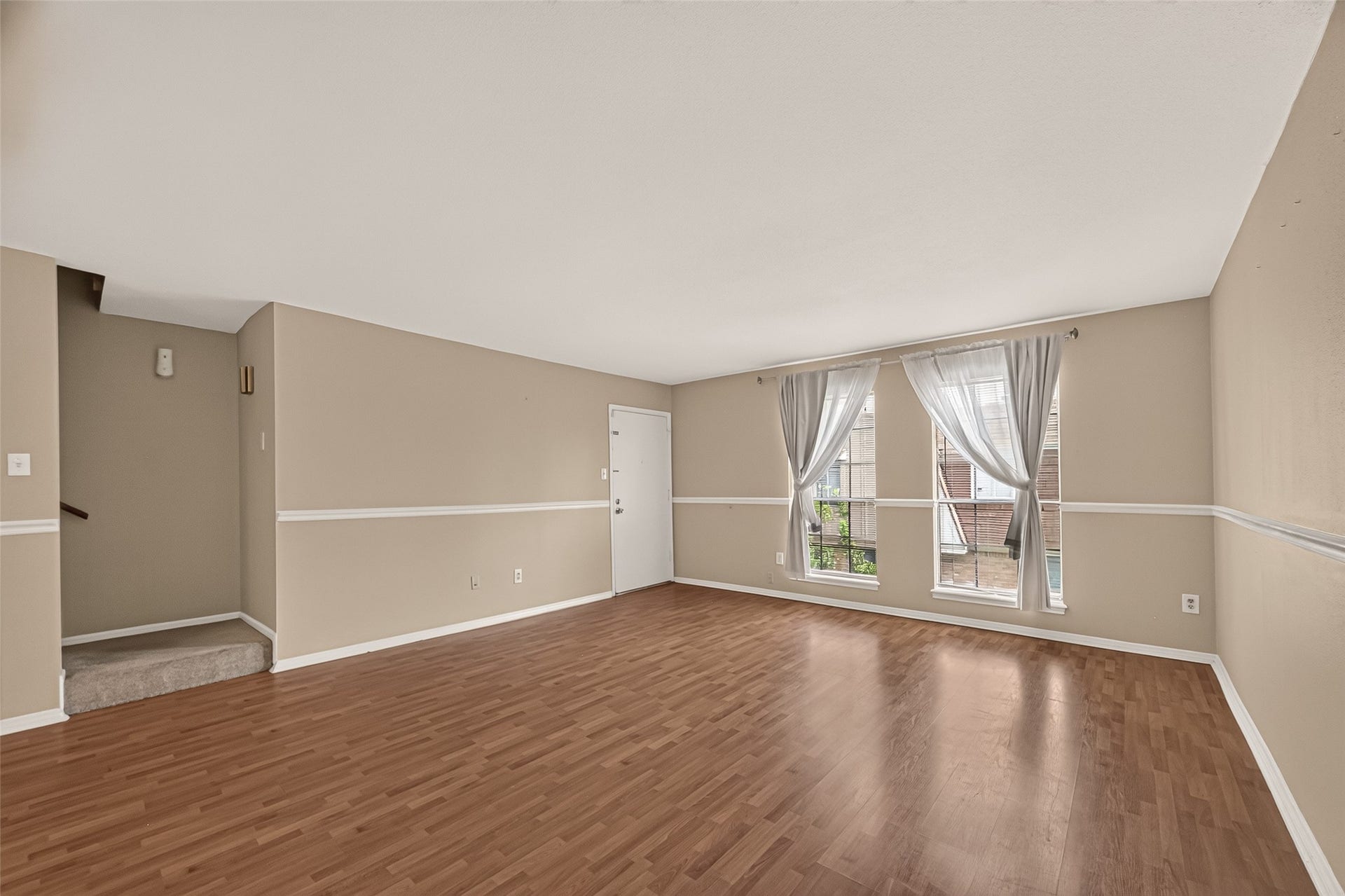 408 N Post Oak Lane, #408, Houston, TX 77024