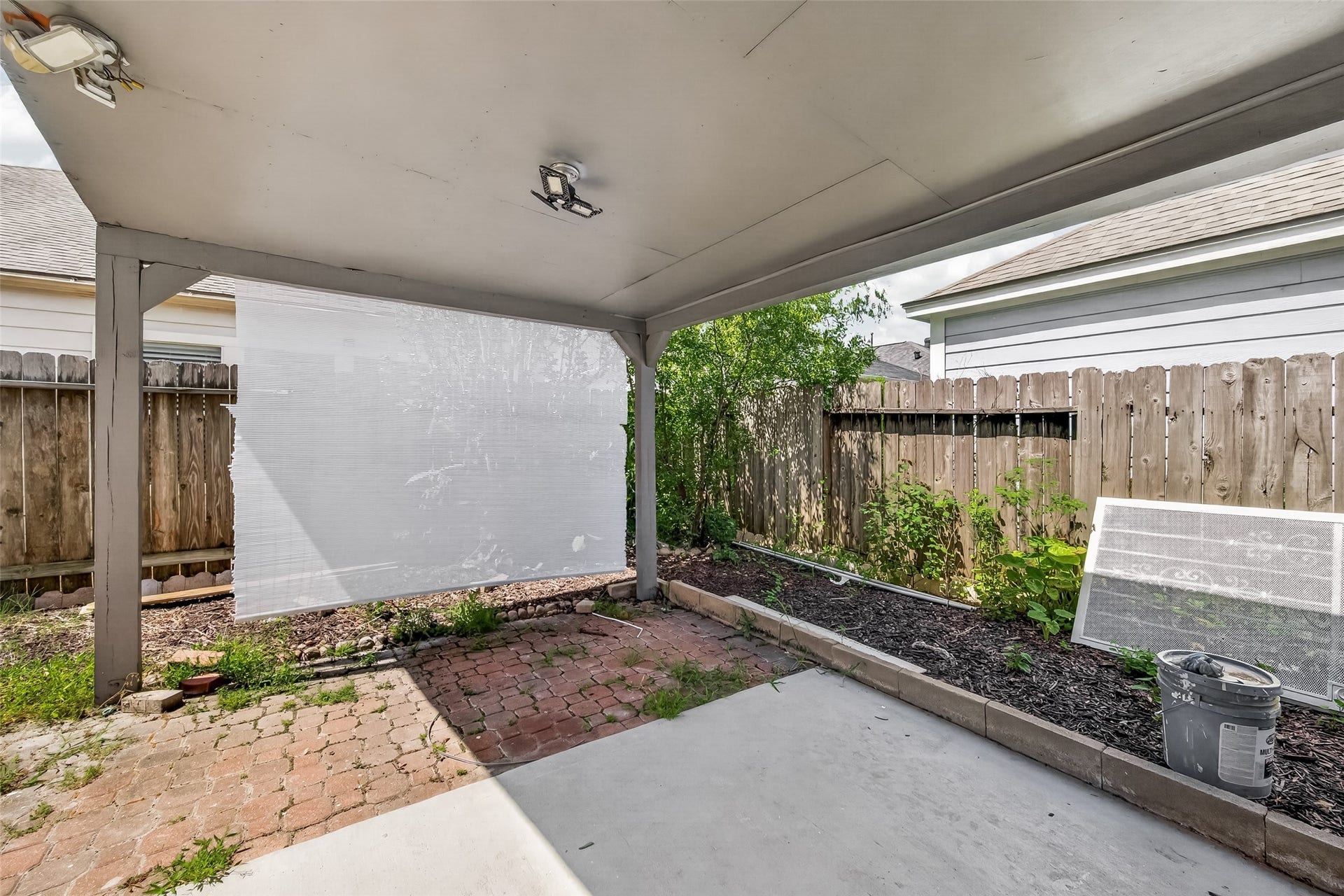 12819 Wisteria Park Drive, Houston, TX 77072 12819 Wisteria Park Drive, Houston, TX 77072